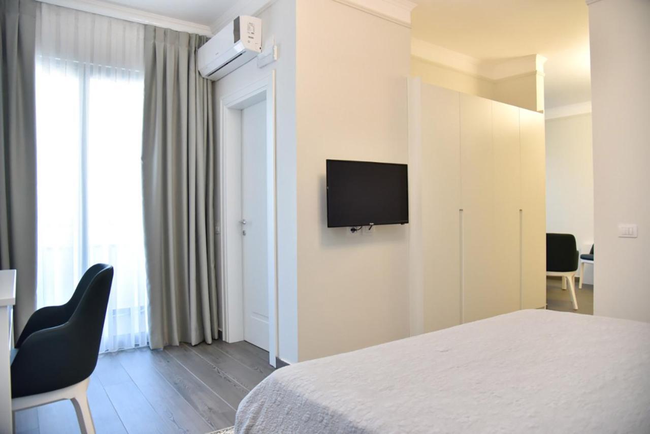 Hotel Imperiale Δυρράχιο Εξωτερικό φωτογραφία