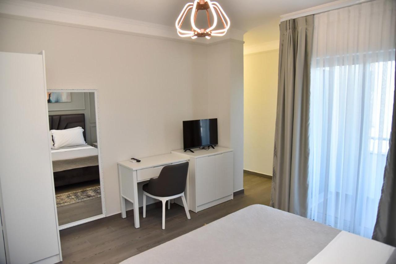 Hotel Imperiale Δυρράχιο Εξωτερικό φωτογραφία