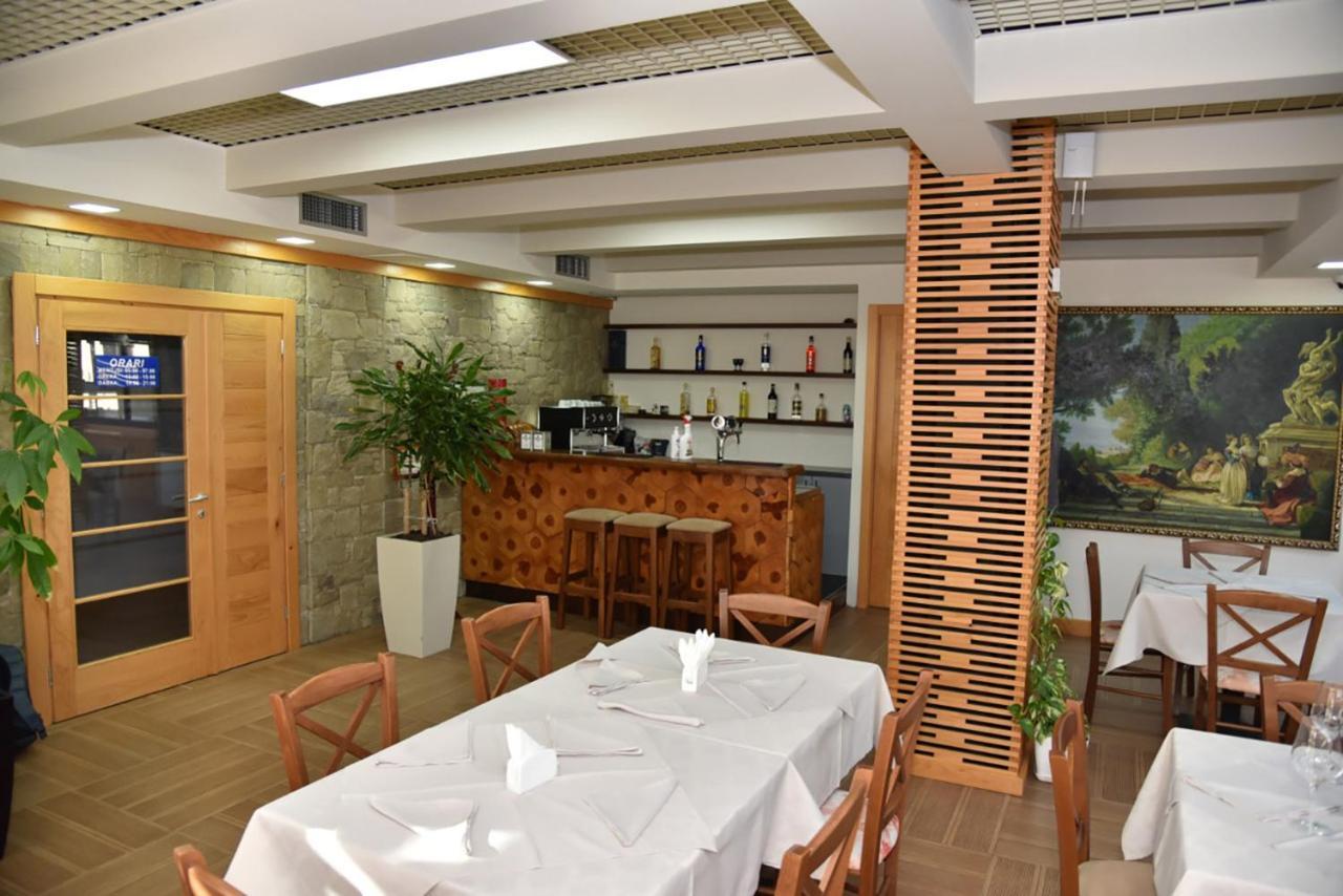 Hotel Imperiale Δυρράχιο Εξωτερικό φωτογραφία